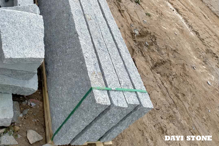 G603-10 Light grey Granite Stone Palisade&kerbs all sides pineapple 250x50x10cm